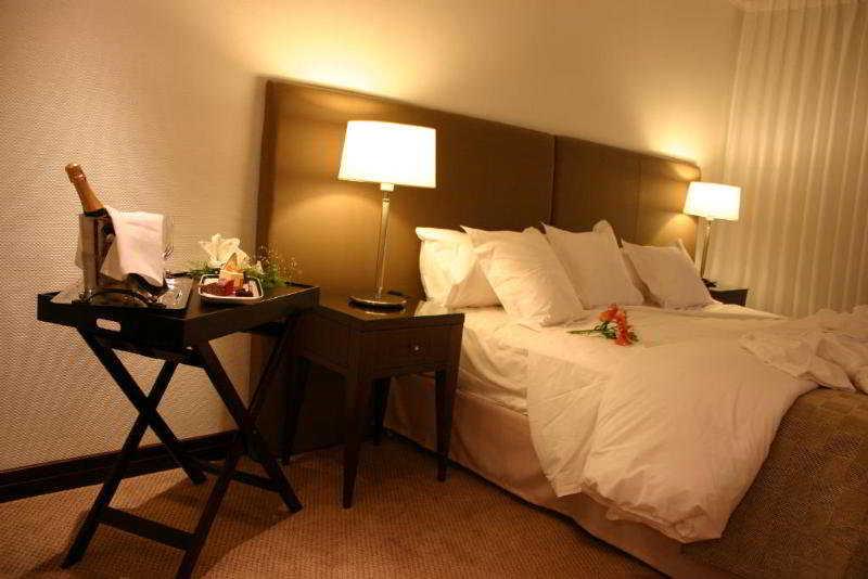 Ros Tower Hotel โรซาริโอ ภายนอก รูปภาพ